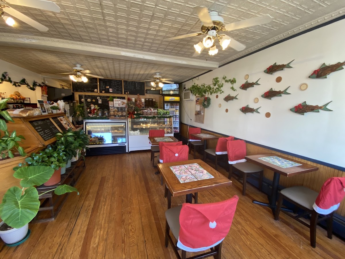 Simon Says Cafe & Deli Photos 2